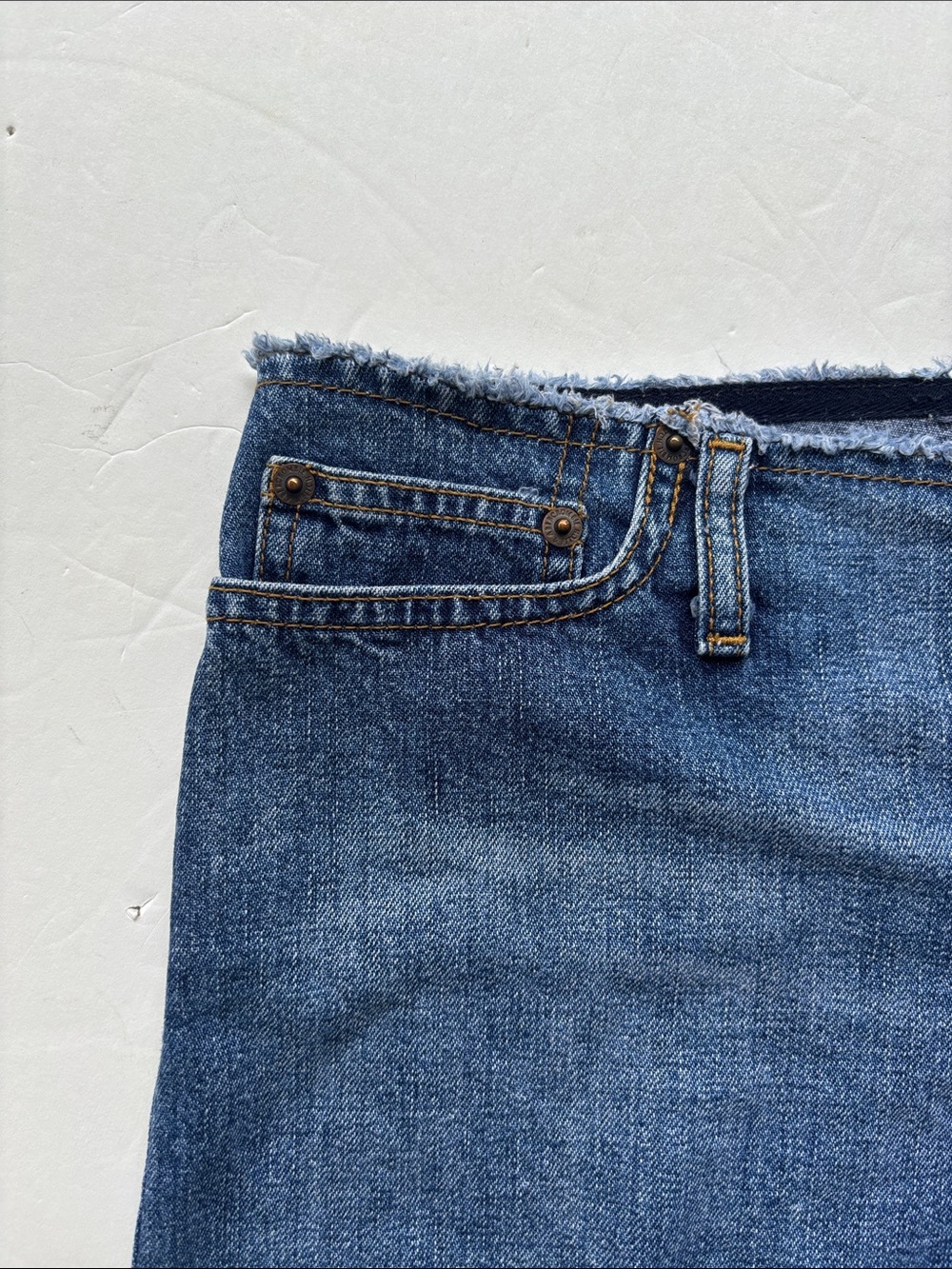 Vintage Abercrombie & Fitch Y2K Hot Low Rise Distressed Short Denim Baddie Sexy - Picture 4 of 17